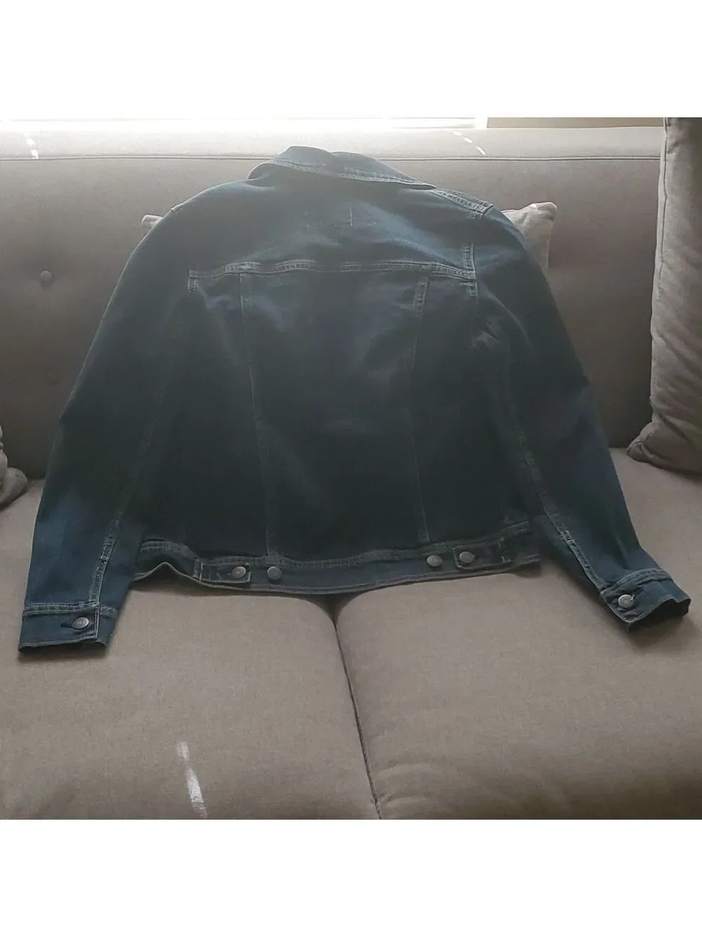 Old Navy jacket women’s Small sz S long Sleeve Denim Jean Trucker Blue Crop